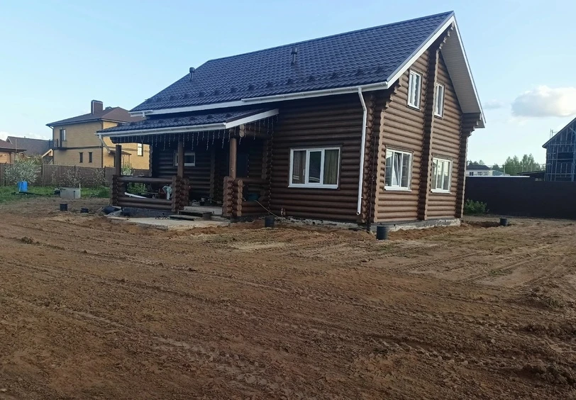 выровненный участок земли